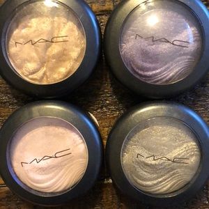 MAC large eyeshadow x4